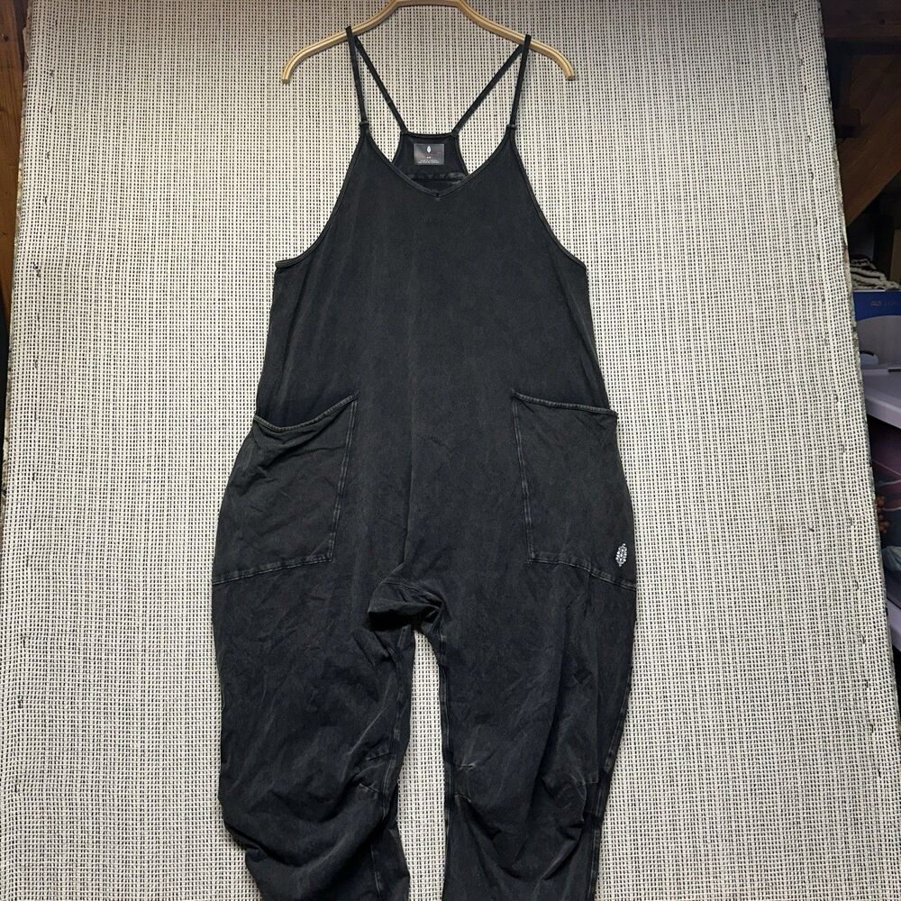 FP Movement Hot Shot Strappy Romper S Black Free People Wide Leg Jumpsuit